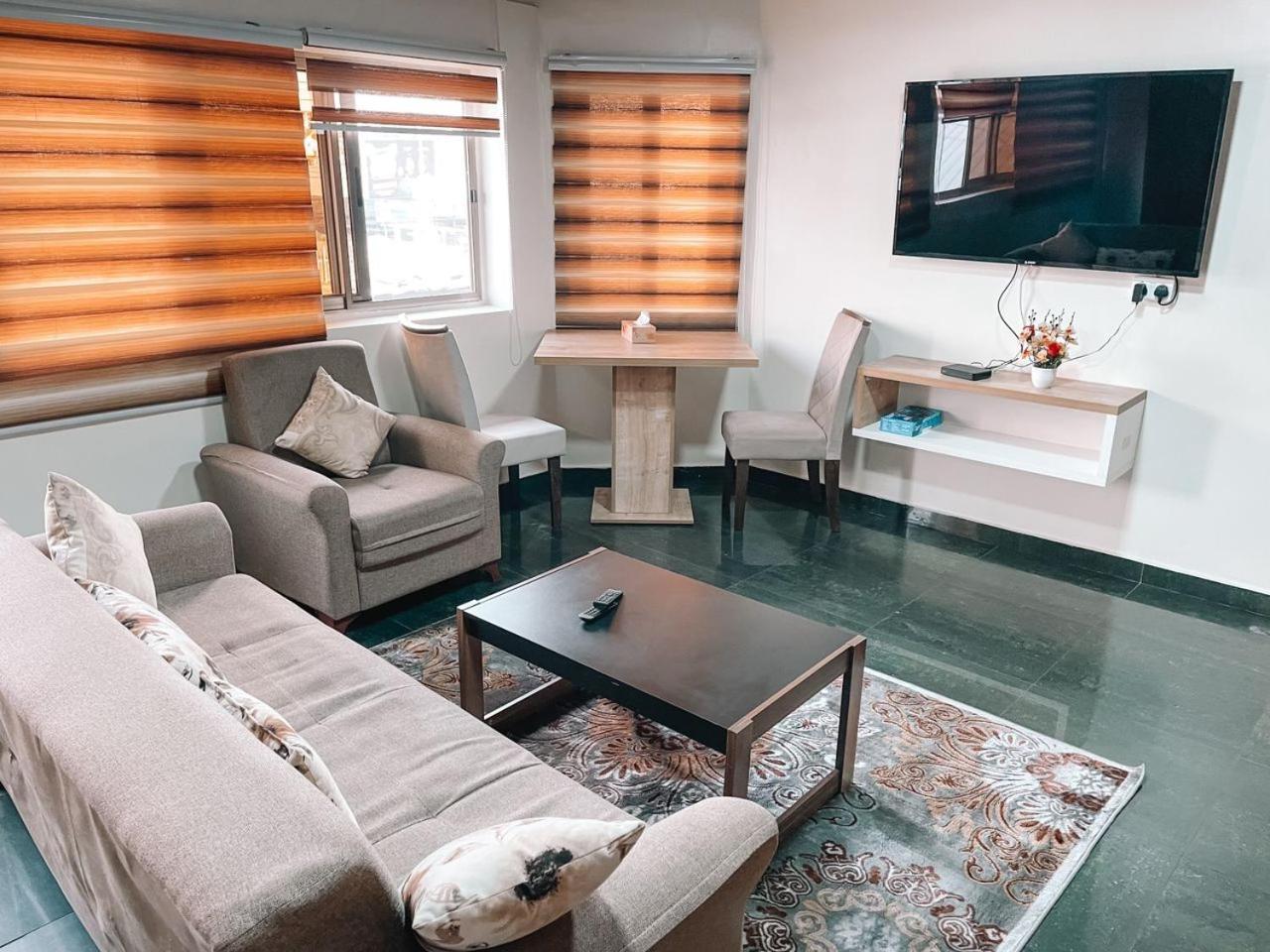 Sky Suites East Legon أكرا المظهر الخارجي الصورة